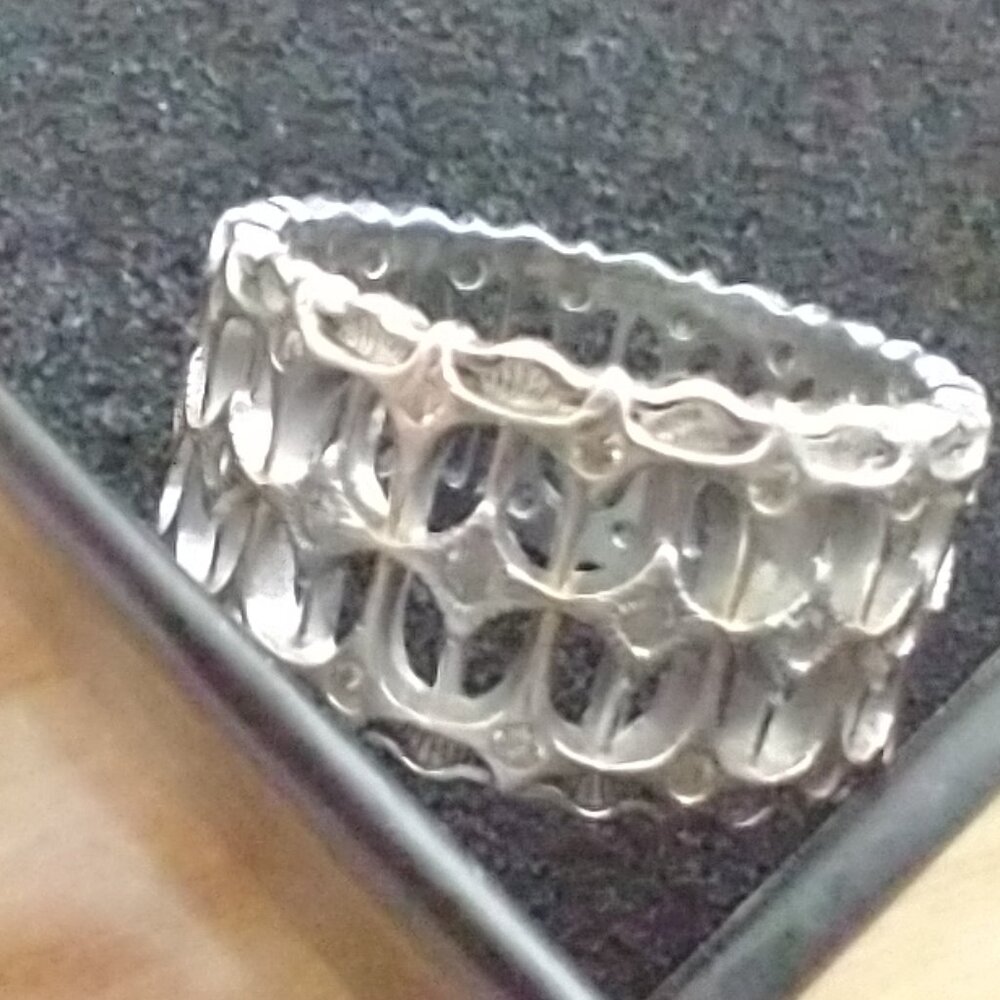 Francine Ring - Picture 3 of 4